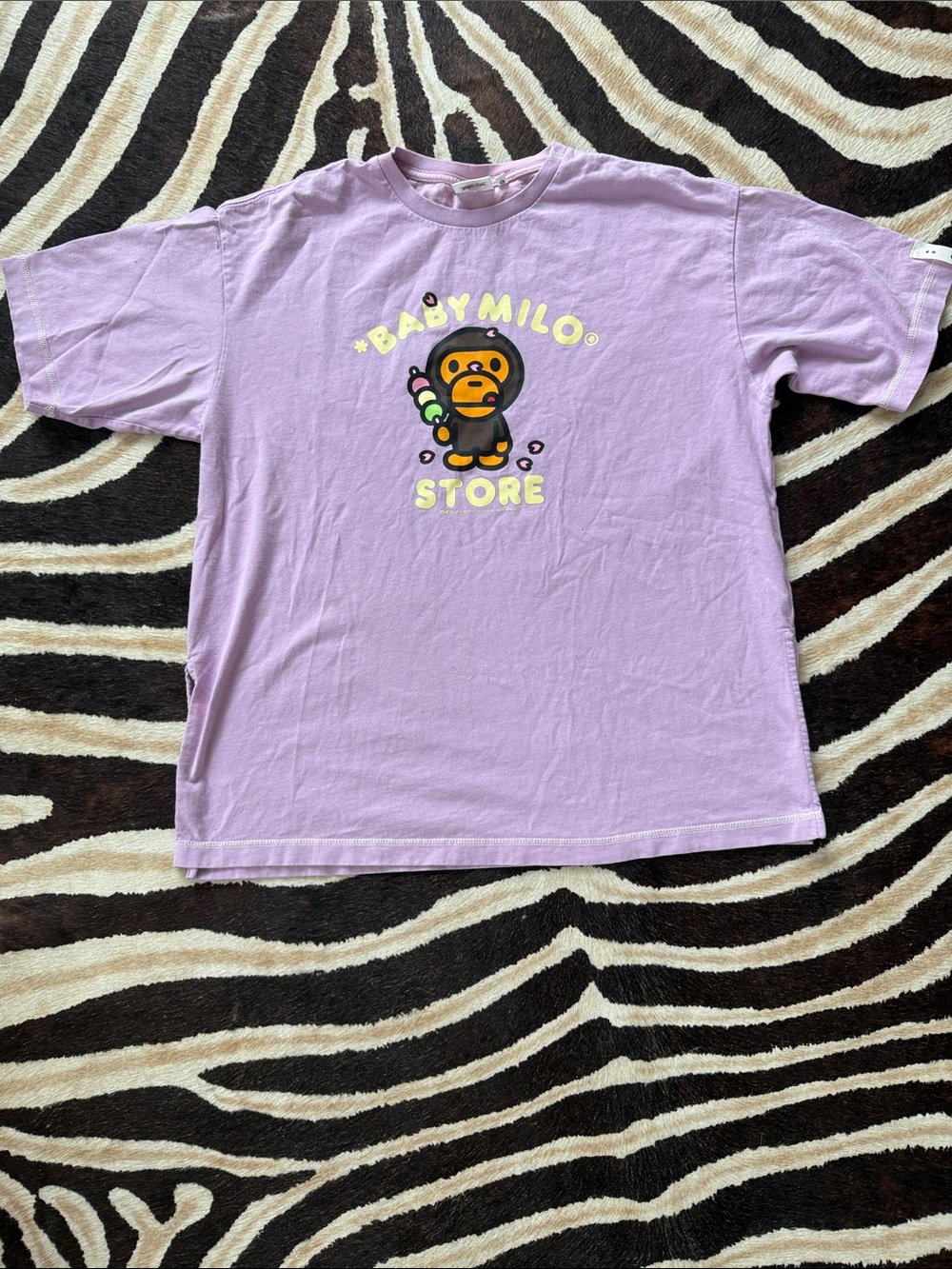 ® Lilac Graphic Short Sleeve Tee